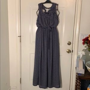 Max Studio lined chiffon maxi dress